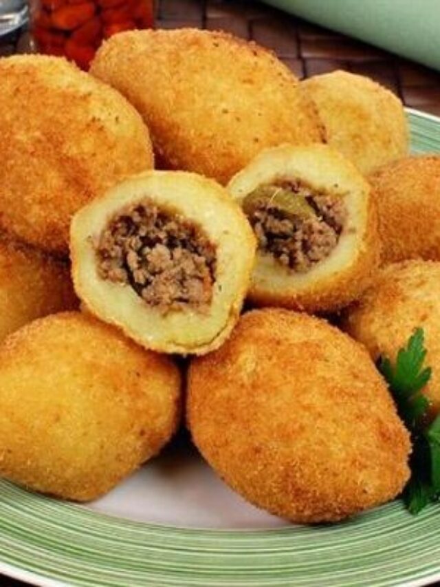 Bolinho de Mandioca Recheado Rápido e Prático Faça Ainda Hoje